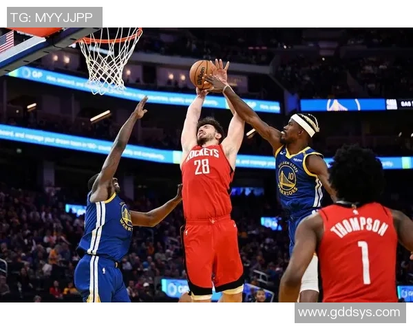 4月1日火箭对勇士精彩比赛录像回放分析与精彩瞬间回顾