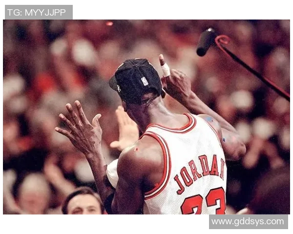 1998年NBA总决赛乔丹领衔公牛对决超音速的传奇对抗与辉煌时刻